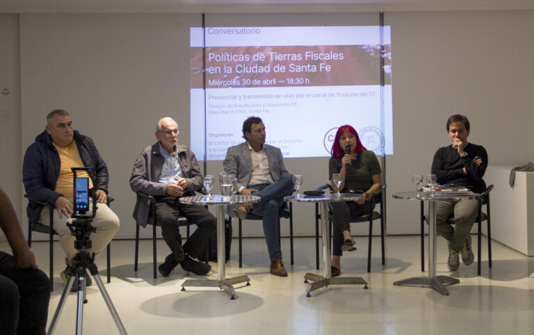 Diálogo plural y compromiso ciudadano en torno a las tierras fiscales en Santa Fe